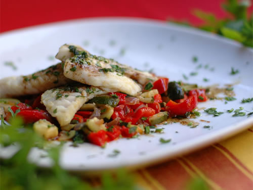 Lubina al horno con verduras